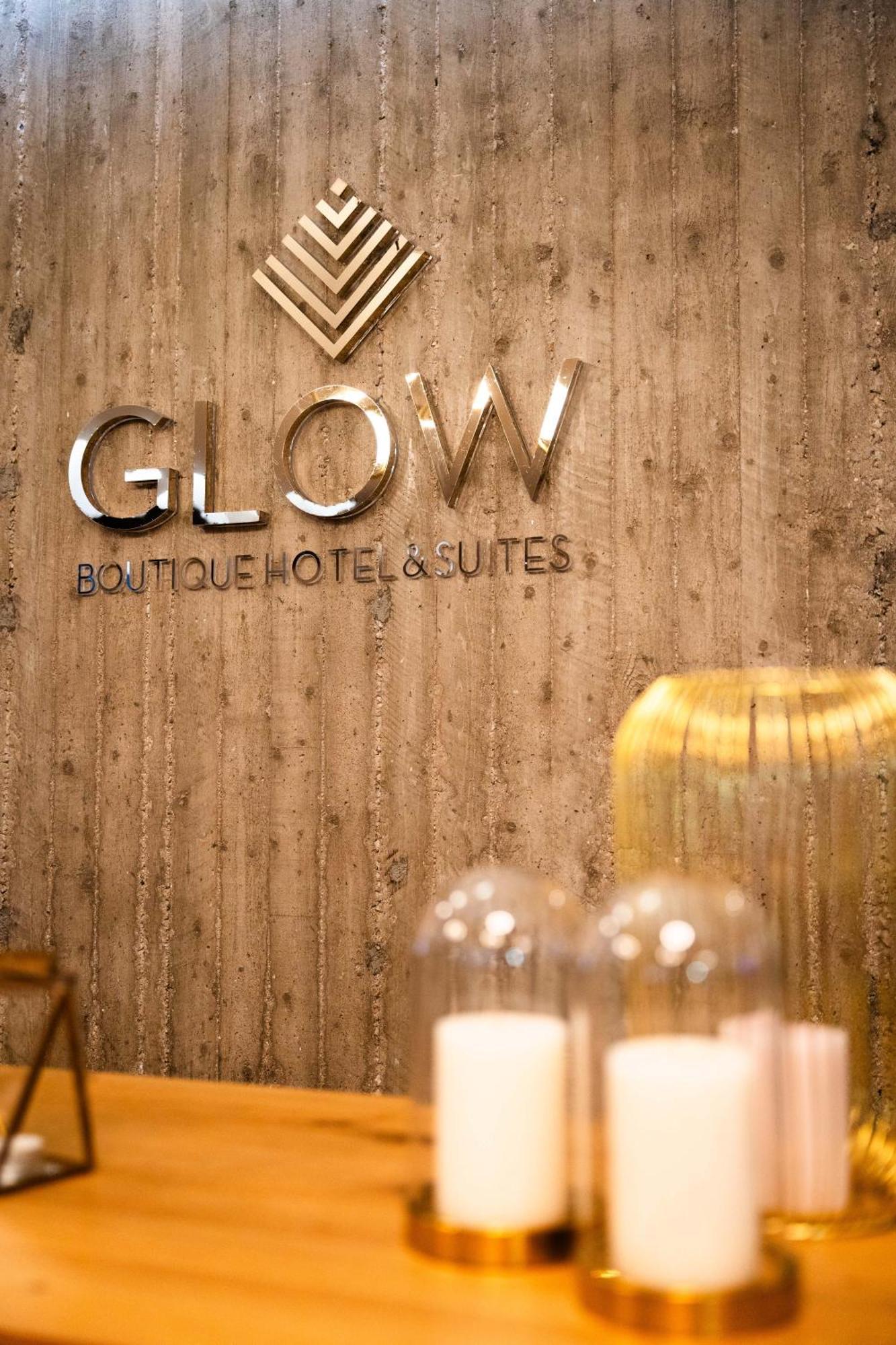 Glow Boutique & 4* Sarandë