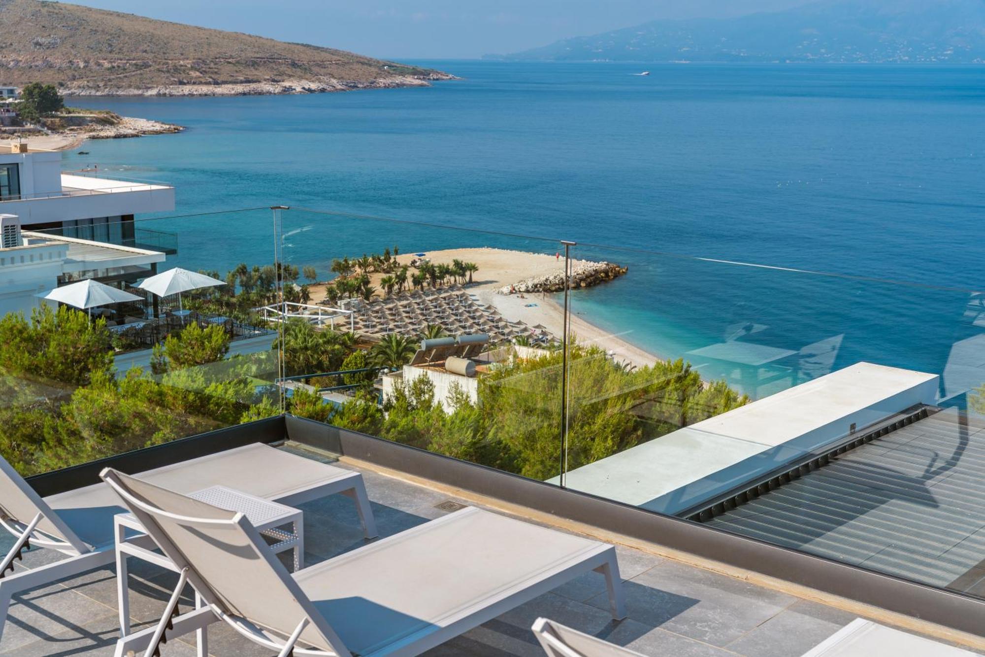 Glow Boutique & Hotel Sarandë