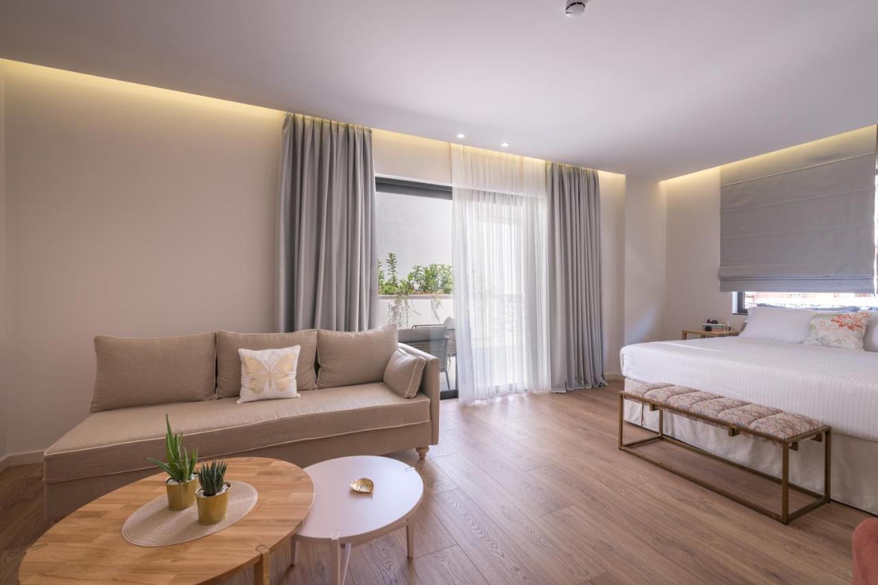 Glow Boutique & Sarandë